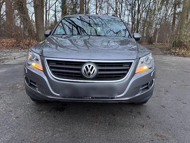 Grau Gebraucht 2008 VW Tiguan SUV | 6.500 € (Guter Preis) - Bild 1/4