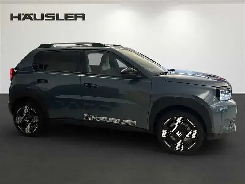 Gebraucht Fiat Grande Panda La Prima 83 kW (113 PS) 2025 Blau Kleinwagen