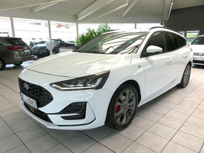 Andere Gebraucht 2023 Ford Focus Limousine | 20.770 € (Guter Preis) - Bild 1/4