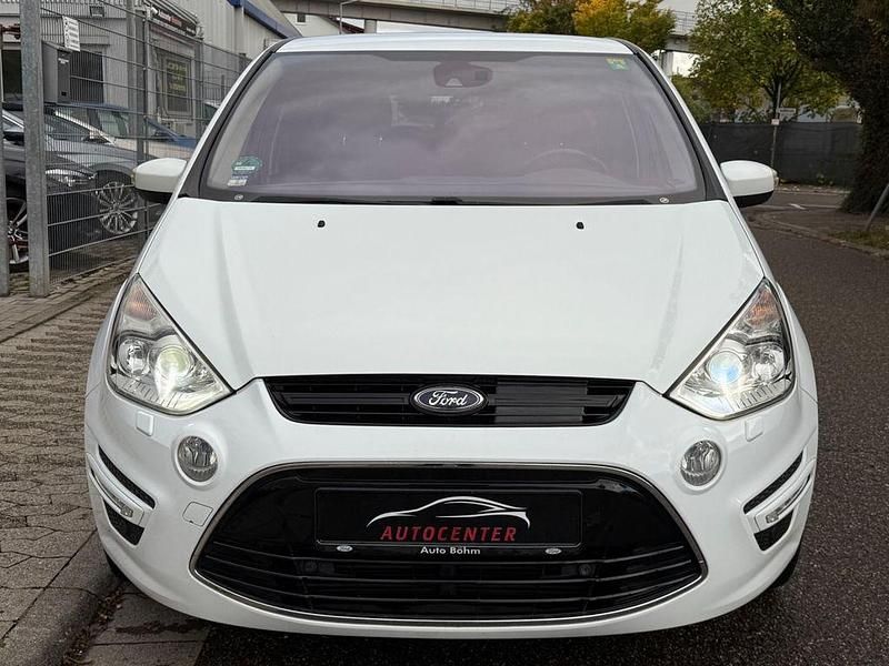Gebraucht Ford S-MAX Titanium 140 PS (102 kW) 2014 Weiß Van / Kleinbus