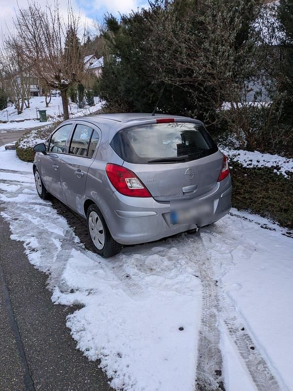 Gebraucht Opel Corsa 80 PS (58 kW) 2009 Silber Kleinwagen