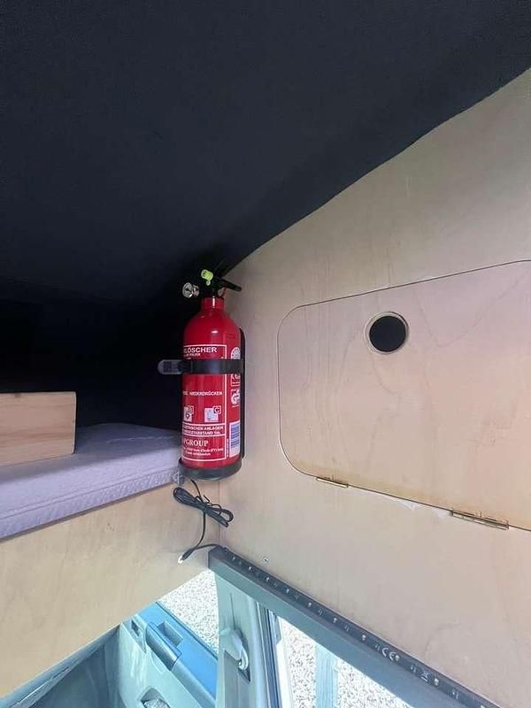 Gebraucht VW Transporter California 86 PS (63 kW) 2005 Weiß Van