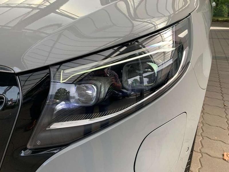 Gebraucht Mercedes EQV300 150 kW (204 PS) 2024 Grau Van / Kleinbus