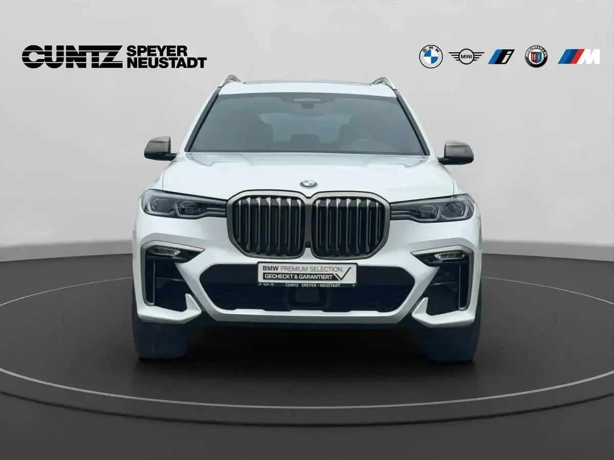 Gebraucht BMW X7 Sport Line 530 PS (389 kW) 2021 Weiß SUV