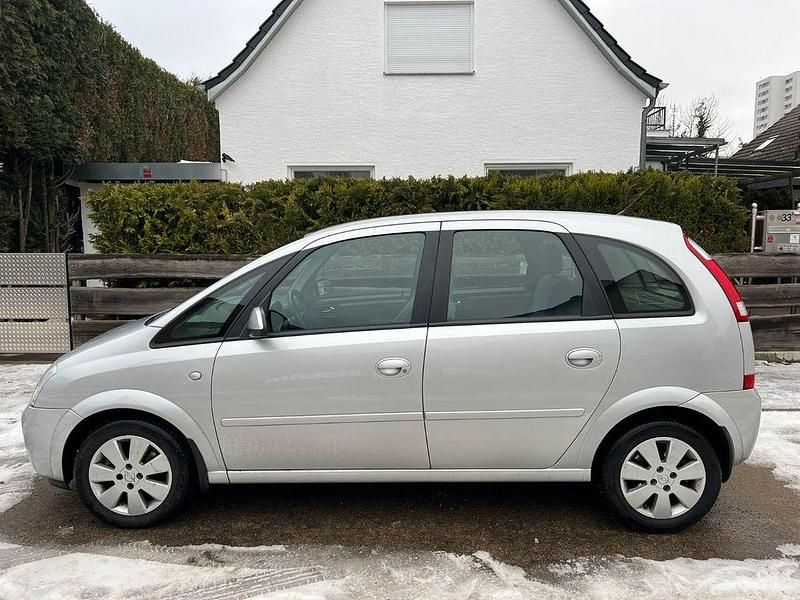 Gebraucht Opel Meriva 101 PS (74 kW) 2005 Silber Van / Kleinbus