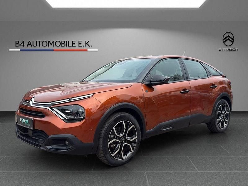 Braun Gebraucht 2022 Citroën e-C4 Feel Limousine | 16.450 € (Superpreis) - Bild 1/4