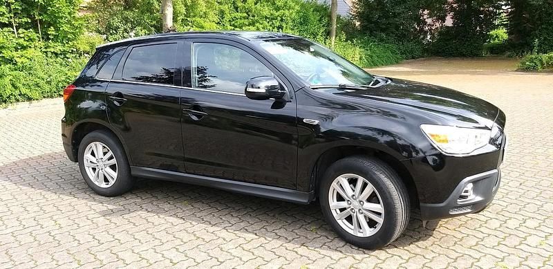 Gebraucht Mitsubishi ASX 117 PS (86 kW) 2011 Schwarz SUV