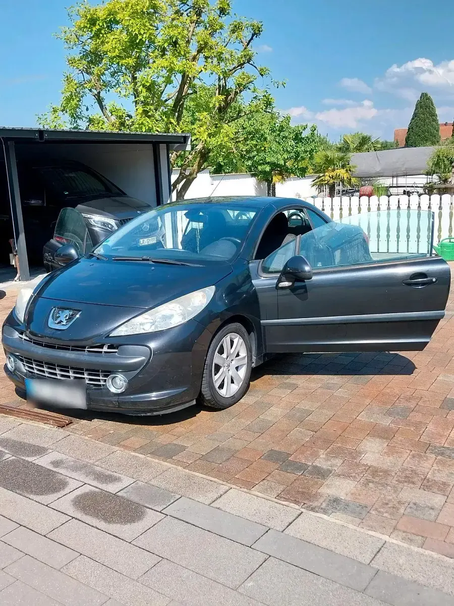 Gebraucht Peugeot 207 CC 120 PS (88 kW) 2008 Schwarz Cabrio