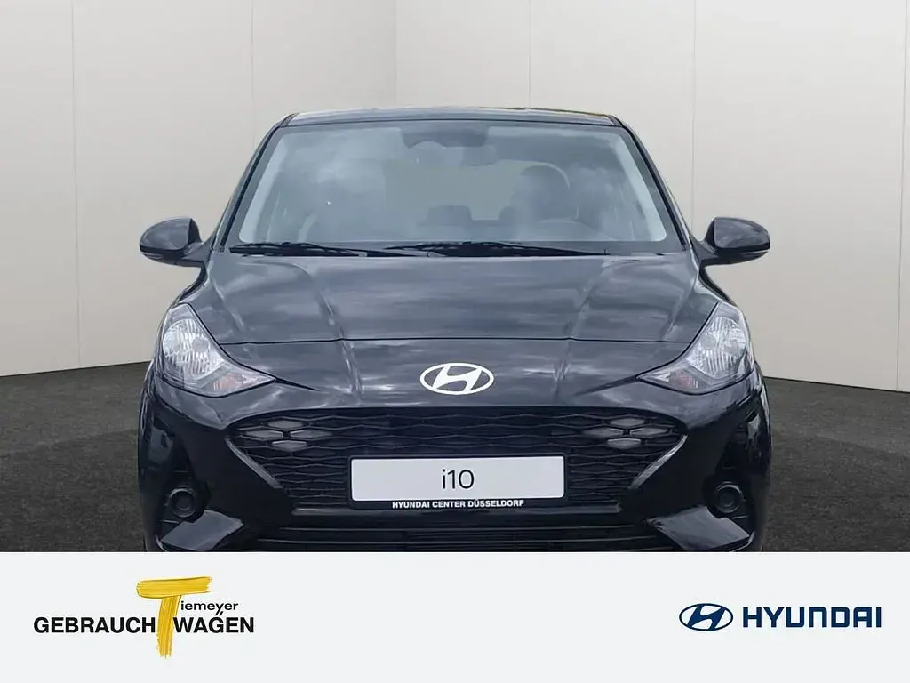 Gebraucht Hyundai i10 Trend 101 PS (74 kW) 2025 Grau Kleinwagen