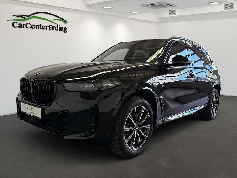 Saphirschwarz Gebraucht 2023 BMW X5 M Sport SUV | 69.990 € (Etwas zu teuer) - Bild 1/4