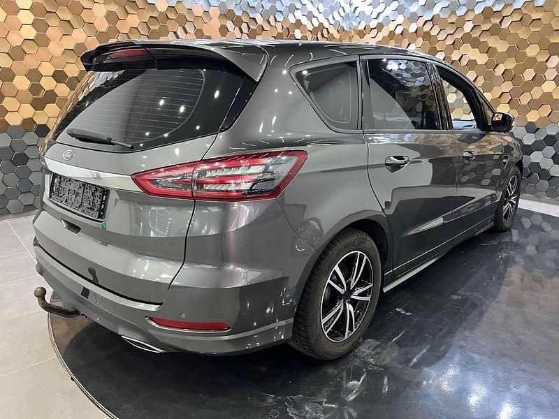 Gebraucht Ford S-MAX ST-Line 209 PS (153 kW) 2018 Magnetic Van / Kleinbus