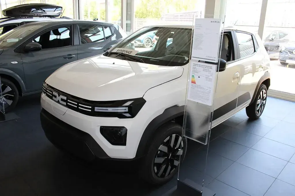 Neu Dacia Spring Expression 52 kW (71 PS) 2026 Weiß Kleinwagen