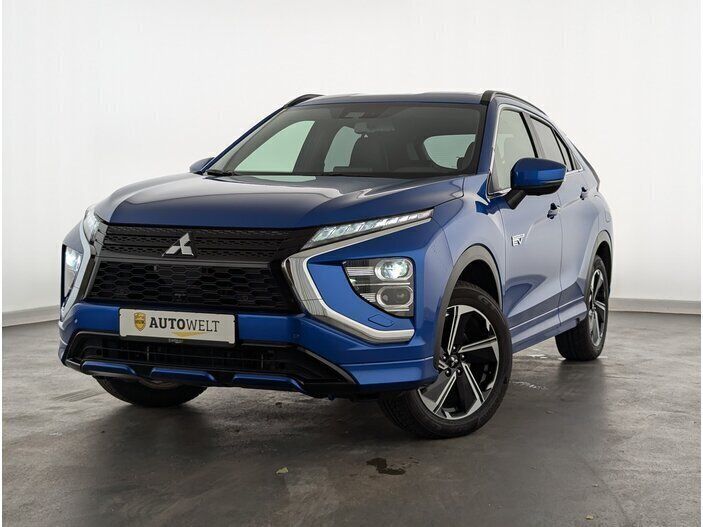 Laserblau (p) Gebraucht 2022 Mitsubishi Eclipse Cross Select SUV | 20.980 € (Fairer Preis) - Bild 1/4