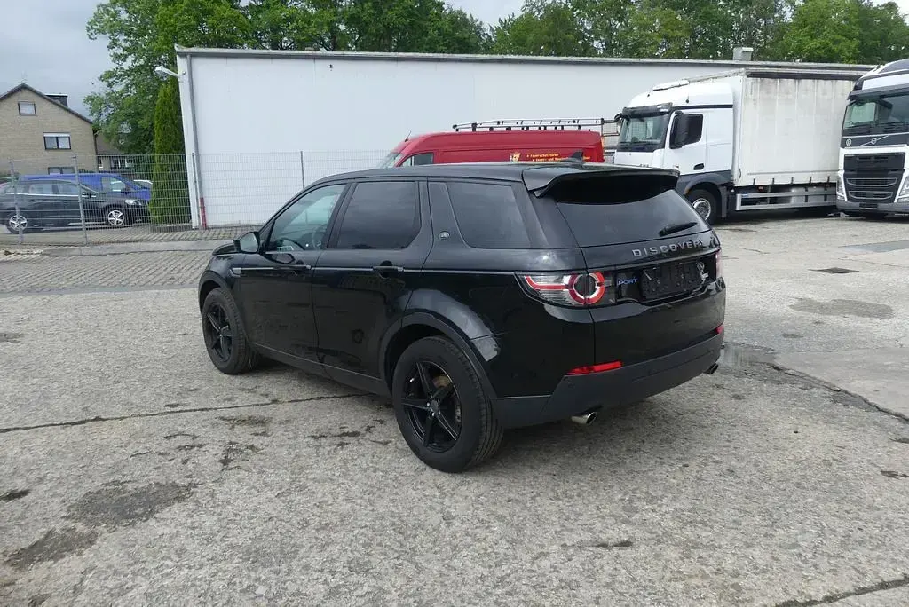 Gebraucht Land Rover Discovery Sport Pure 150 PS (110 kW) 2016 Schwarz SUV
