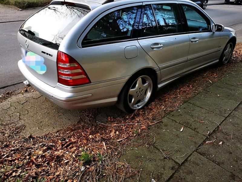 Gebraucht Mercedes C320 AMG 218 PS (160 kW) 2003 Silber Kombi