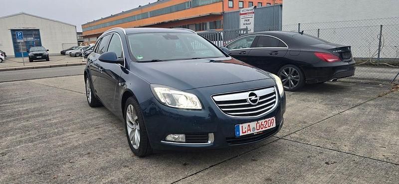Gebraucht Opel Insignia Innovation 131 PS (96 kW) 2013 Blau Kombi