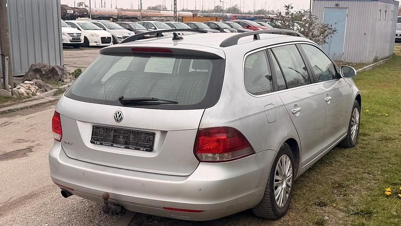 Gebraucht VW Golf VI 105 PS (77 kW) 2010 Grau Kleinwagen