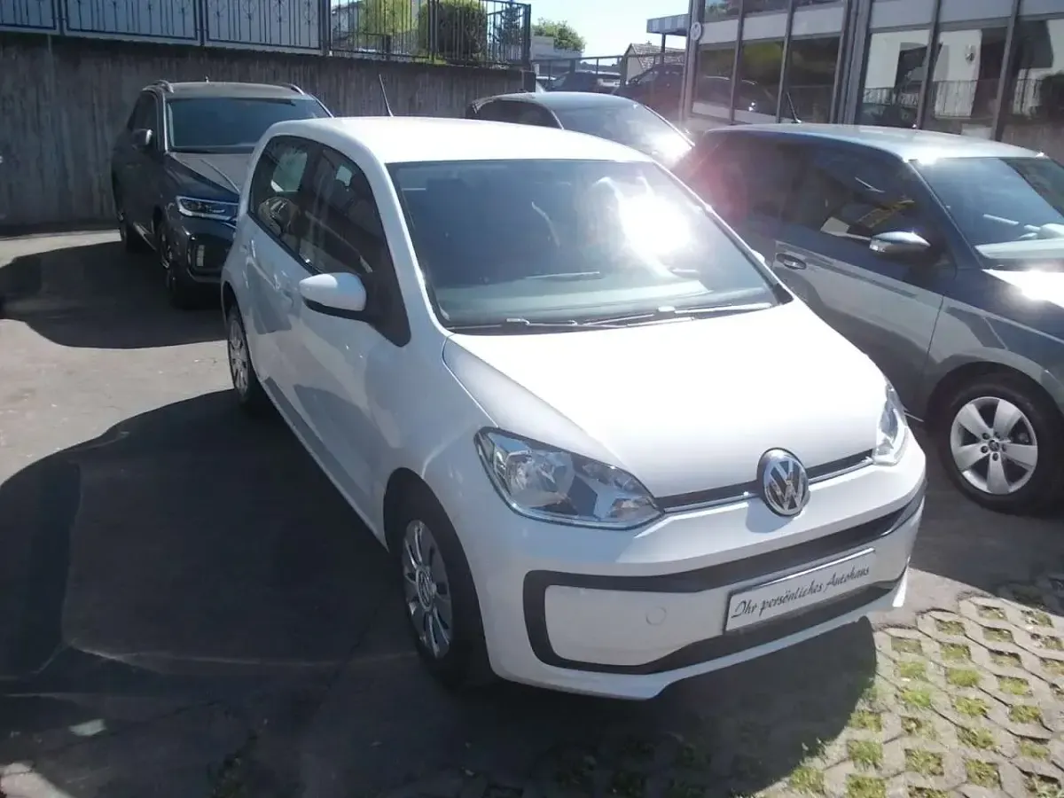 Usata VW up! Move 60 CV (44 kW) 2017 Bianco Utilitaria