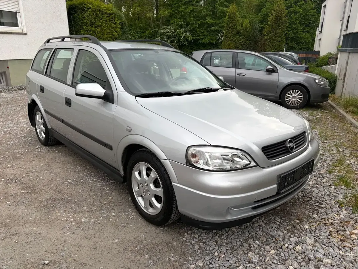 Usata Opel Astra Comfort 84 CV (61 kW) 2001 Argento Station wagon