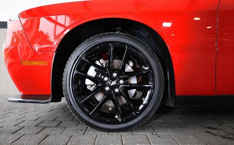 Gebraucht Dodge Challenger 309 PS (227 kW) 2022 Rot Coupé