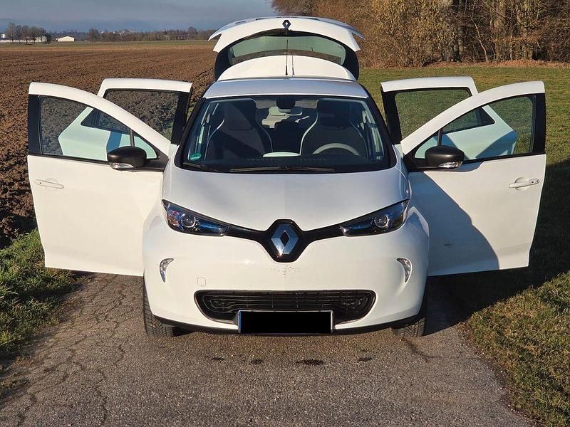 Gebraucht Renault Zoe 42 kW (58 PS) 2018 Weiß Kleinwagen