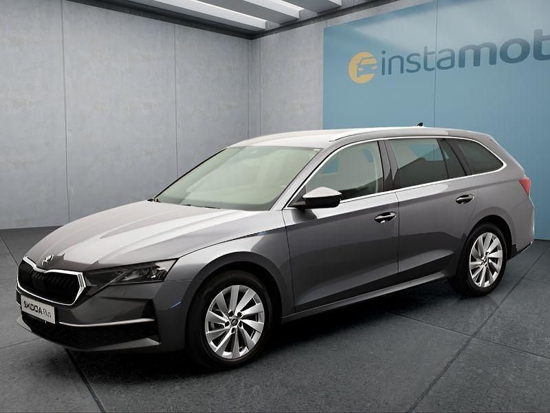 Grau Gebraucht 2024 Skoda Octavia Kombi | 29.949 € (Fairer Preis) - Bild 1/4