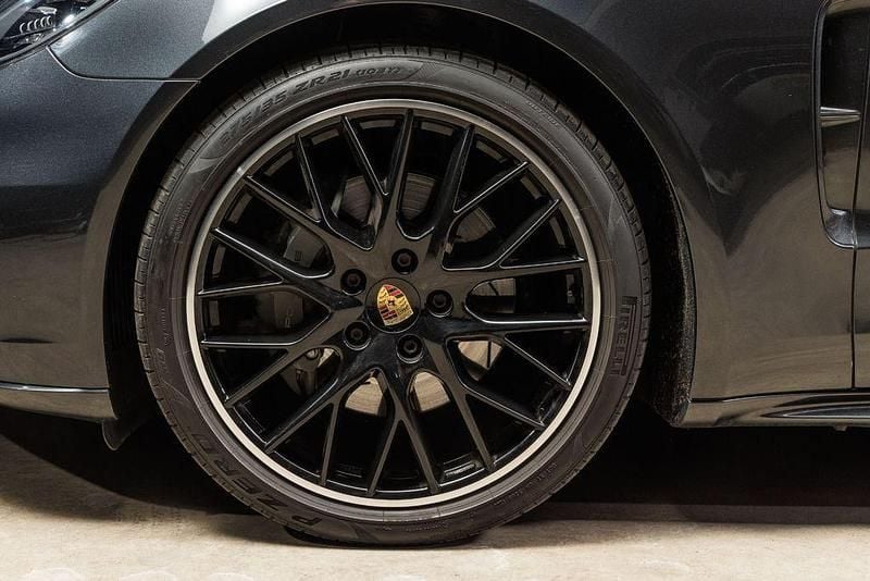 Gebraucht Porsche Panamera 4S 421 PS (309 kW) 2017 Schwarz Limousine