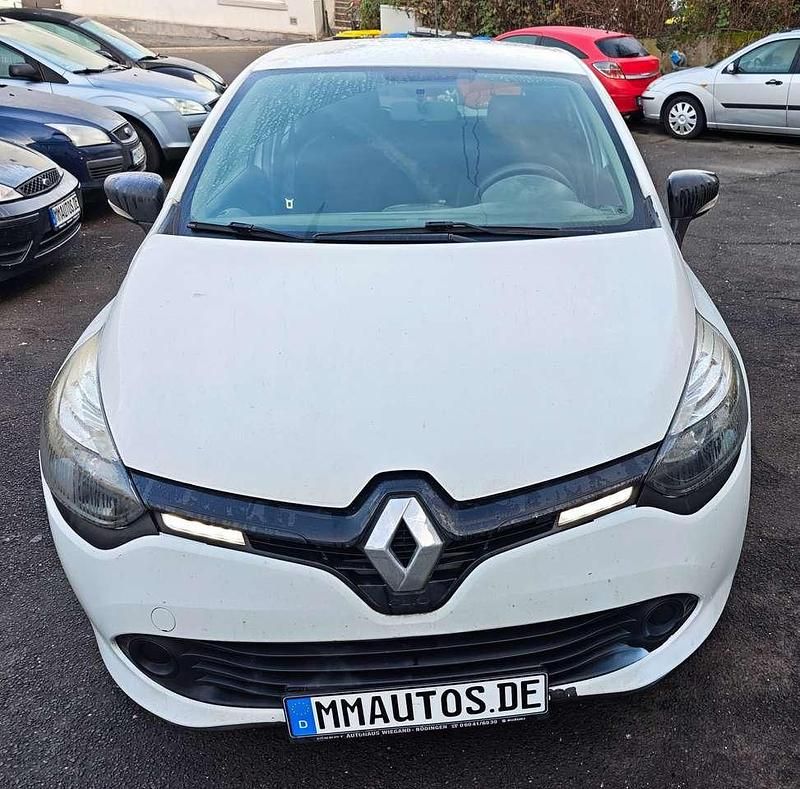 Gebraucht Renault Clio IV Life 73 PS (53 kW) 2016 Gletscherweiss Kleinwagen