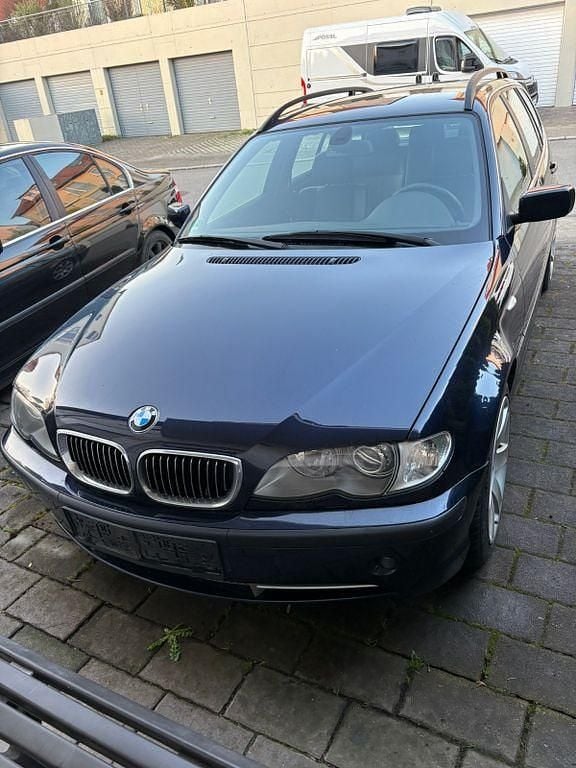 Gebraucht BMW 330 Exclusive 231 PS (169 kW) 2004 Blau Kombi