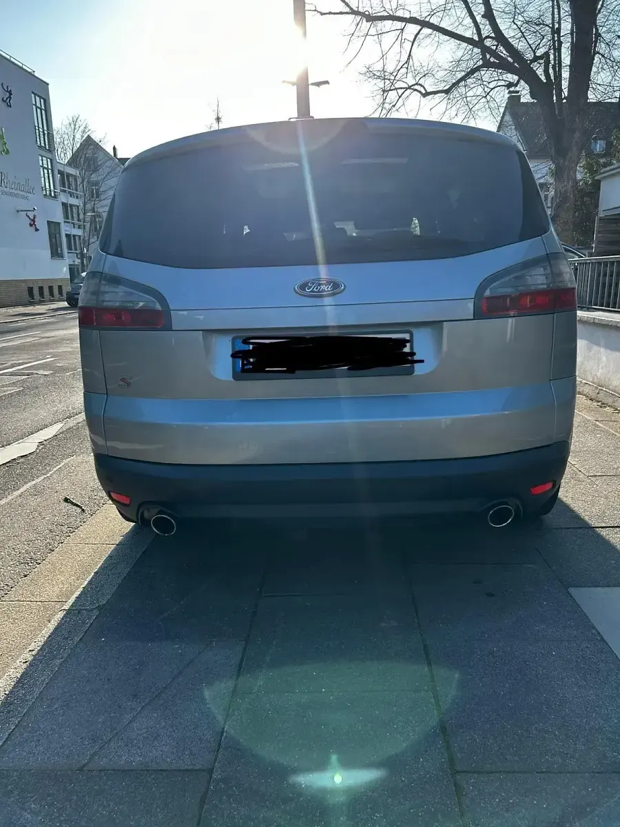 Gebraucht Ford S-MAX S 175 PS (128 kW) 2008 Silber Van / Kleinbus