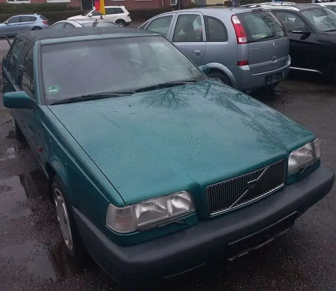 Gebraucht Volvo 850 144 PS (105 kW) 1994 Dark grey Limousine