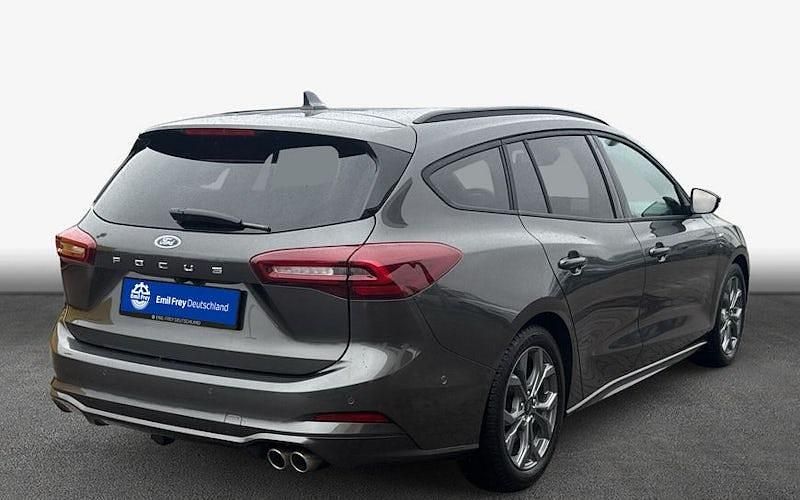 Gebraucht Ford Focus ST-Line X 155 PS (114 kW) 2025 Grau Kombi