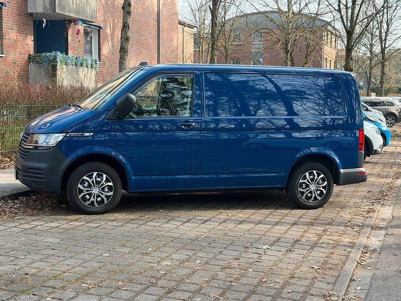 Gebraucht VW Transporter 150 PS (110 kW) 2020 Blau Van