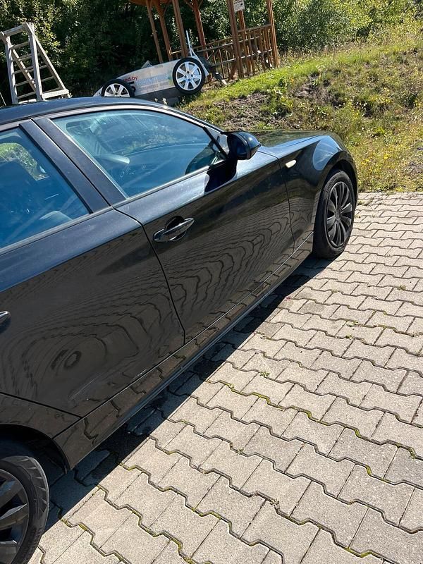 Gebraucht BMW 120 177 PS (130 kW) 2005 Schwarz Kleinwagen