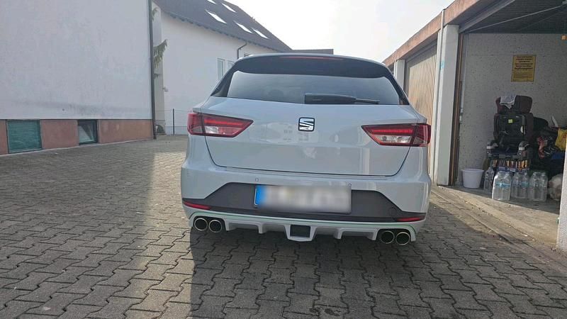 Gebraucht Seat Leon ST CUPRA 290 PS (213 kW) 2017 Weiß Kombi