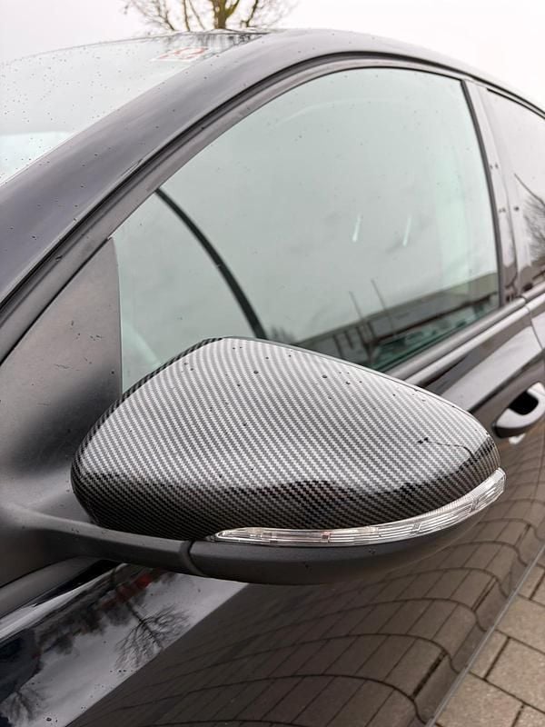 Gebraucht VW Golf VI 140 PS (102 kW) 2011 Schwarz Kleinwagen