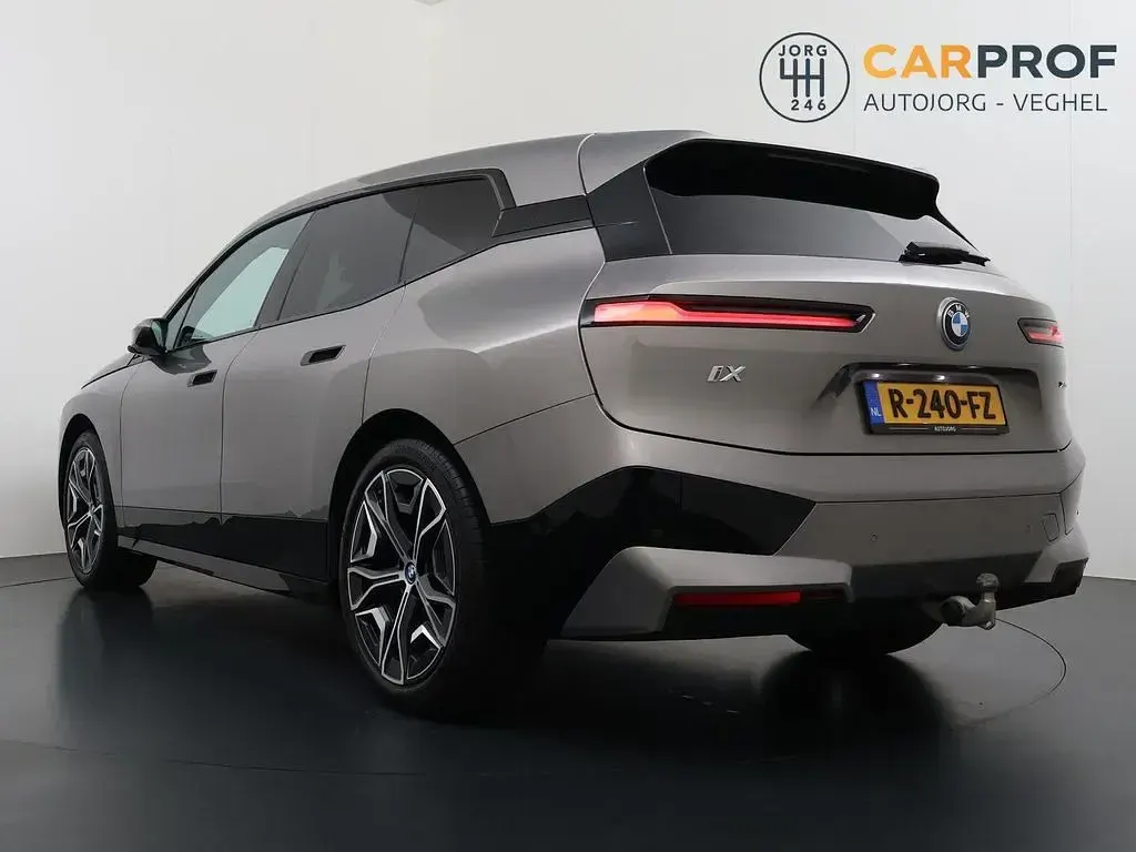 Gebraucht BMW iX Executive 239 kW (326 PS) 2022 Grau SUV