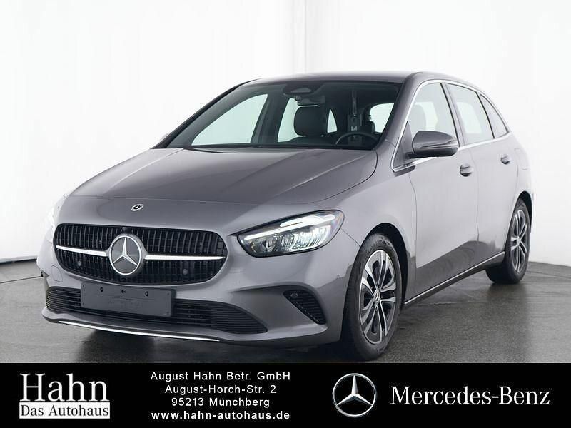 Lack mountaingrau Gebraucht 2024 Mercedes B180 Progressive Van / Kleinbus | 29.950 € (Fairer Preis) - Bild 1/4