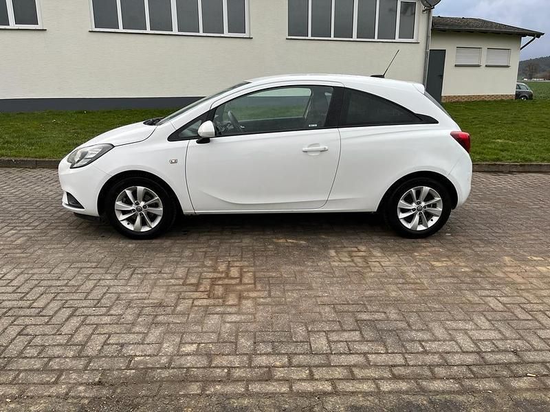 Gebraucht Opel Corsa 90 PS (66 kW) 2017 Weiß Kleinwagen