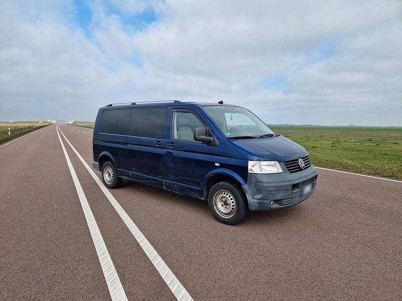 Gebraucht VW Caravelle 131 PS (96 kW) 2010 Blau Van