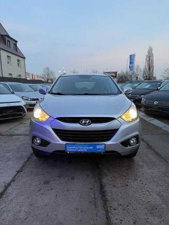 Gebraucht Hyundai ix35 Style 135 PS (99 kW) 2011 Silber SUV