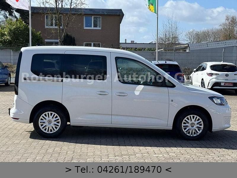 Gebraucht VW Caddy 102 PS (75 kW) 2023 Candyweiss Van / Kleinbus
