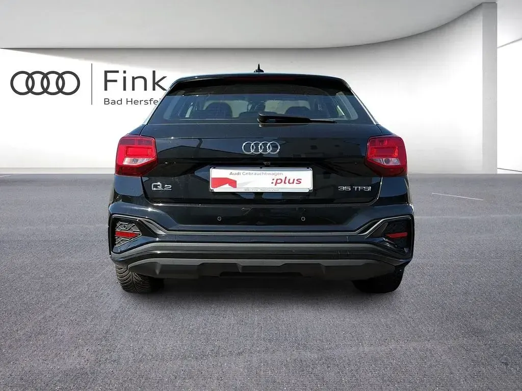 Gebraucht Audi Q2 S-Line 150 PS (110 kW) 2025 Schwarz SUV