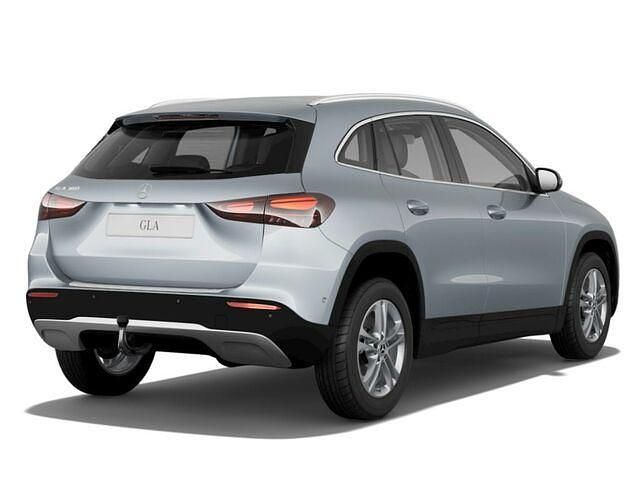Gebraucht Mercedes GLA180 136 PS (100 kW) 2024 Metalliclack hightechsilber (metallic) SUV