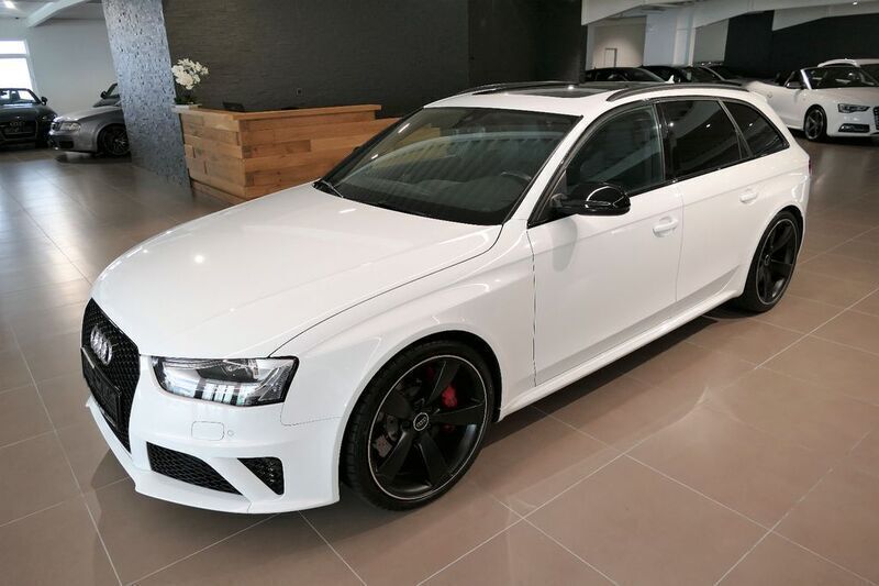 Weiß Gebraucht 2015 Audi RS4 Sport Kombi | 53.990 € (Teuer) - Bild 1/4