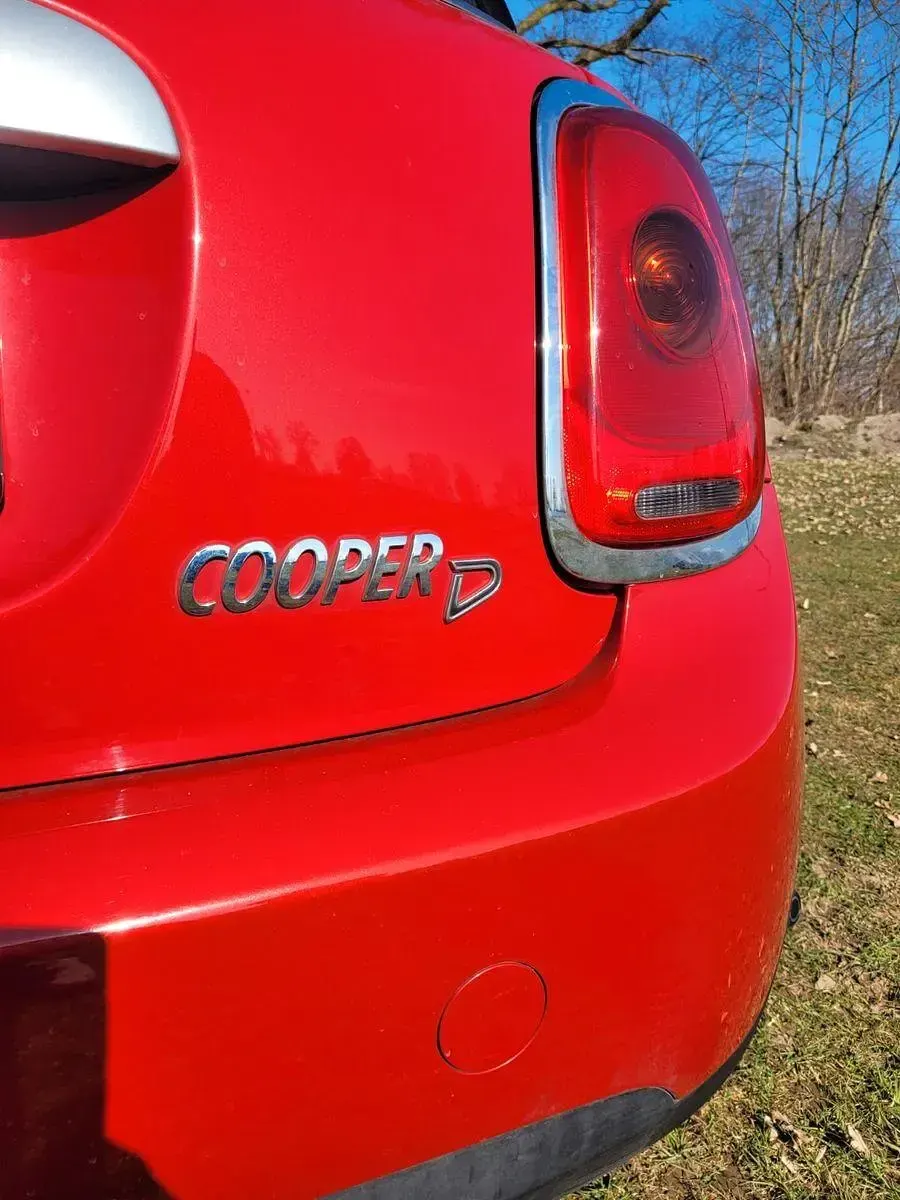 Gebraucht Mini Cooper D 116 PS (85 kW) 2015 Rot Kleinwagen