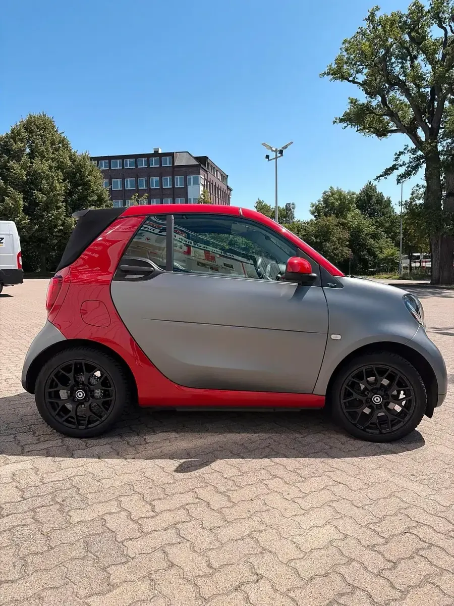 Gebraucht Smart ForTwo Cabrio Prime 90 PS (66 kW) 2017 Grau Cabrio