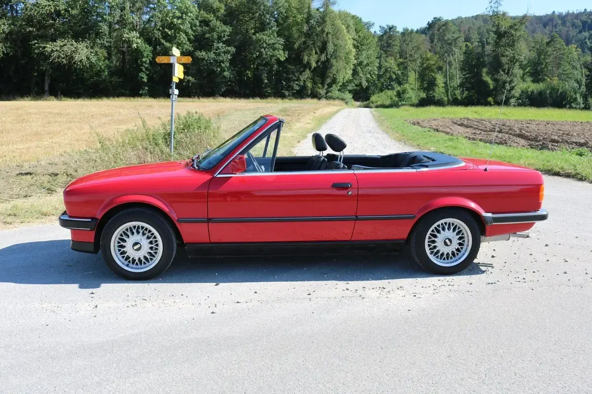 Gebraucht BMW 320 Cabriolet 129 PS (94 kW) 1988 Rot Cabrio
