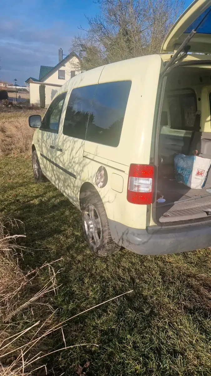 Używany VW Caddy Life 80 KM (58 kW) 2006 Zielony Minivan