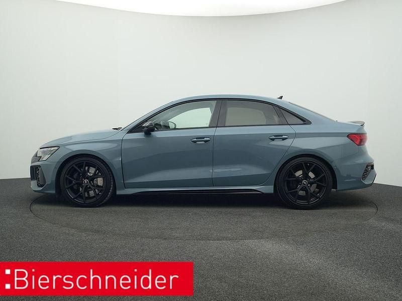 Gebraucht Audi RS3 Sport 400 PS (294 kW) 2023 Grau Limousine